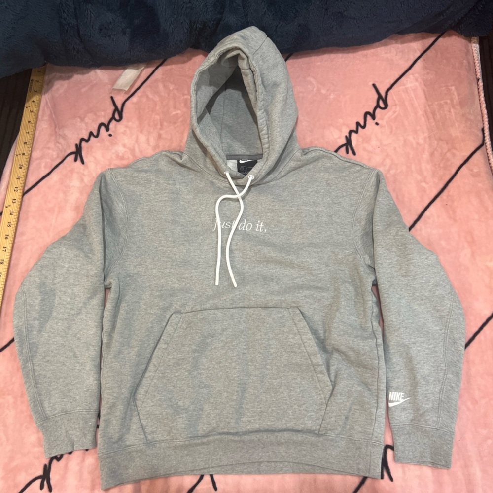 Nike Just Do It Heavyweight Hoodie Size  Pullover  SMALL ( GRAY) - CI9406-100